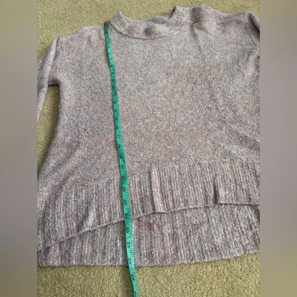 Old Navy Oversized Sweater - Picture 5 of 6